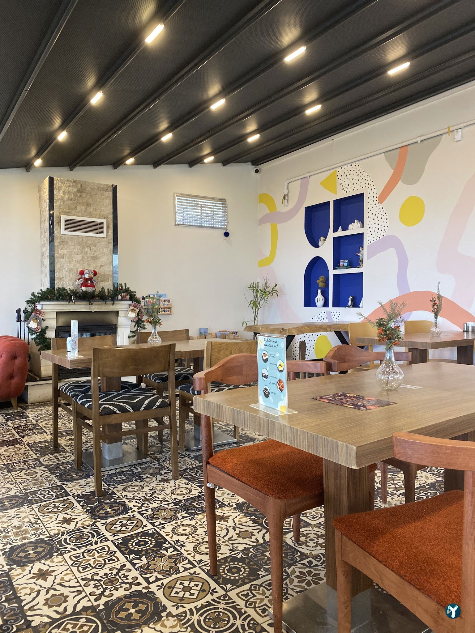 Filifu Cafe N' Play