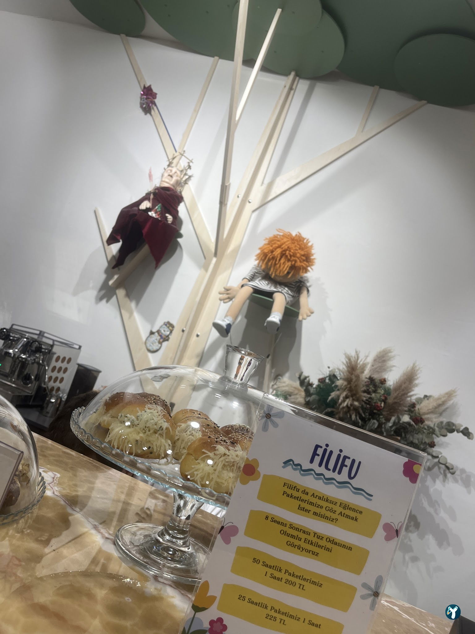 Filifu Cafe N' Play