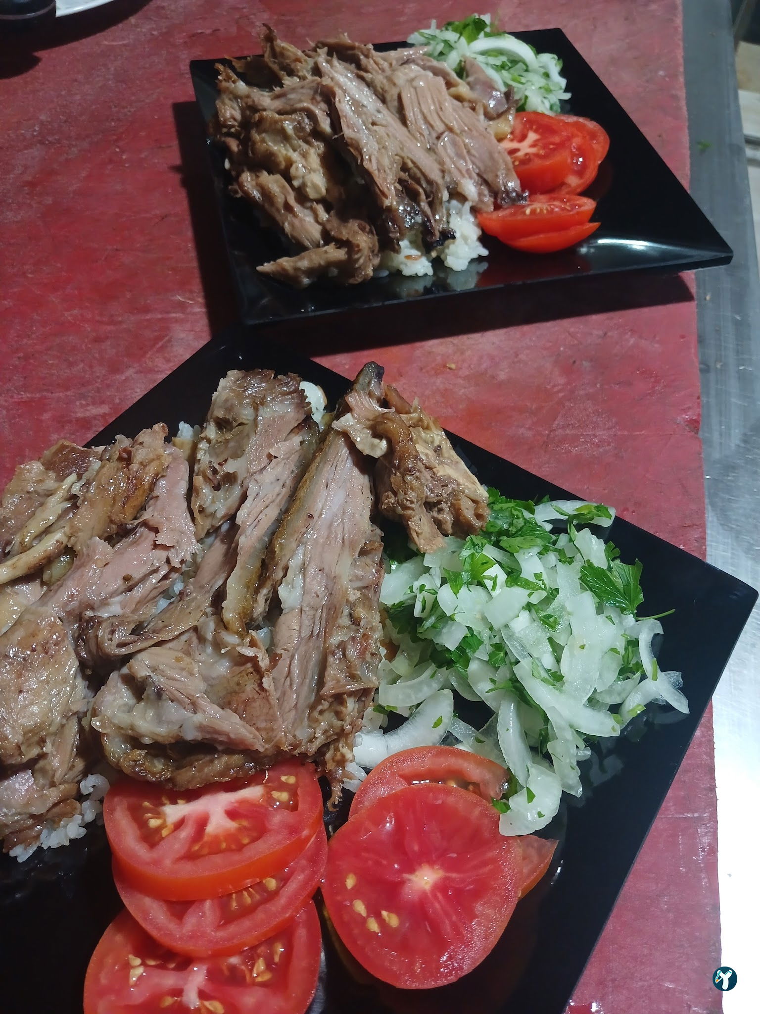 Yeşi̇l Vadi̇ Kuyu Kebap Ai̇le Restauranti