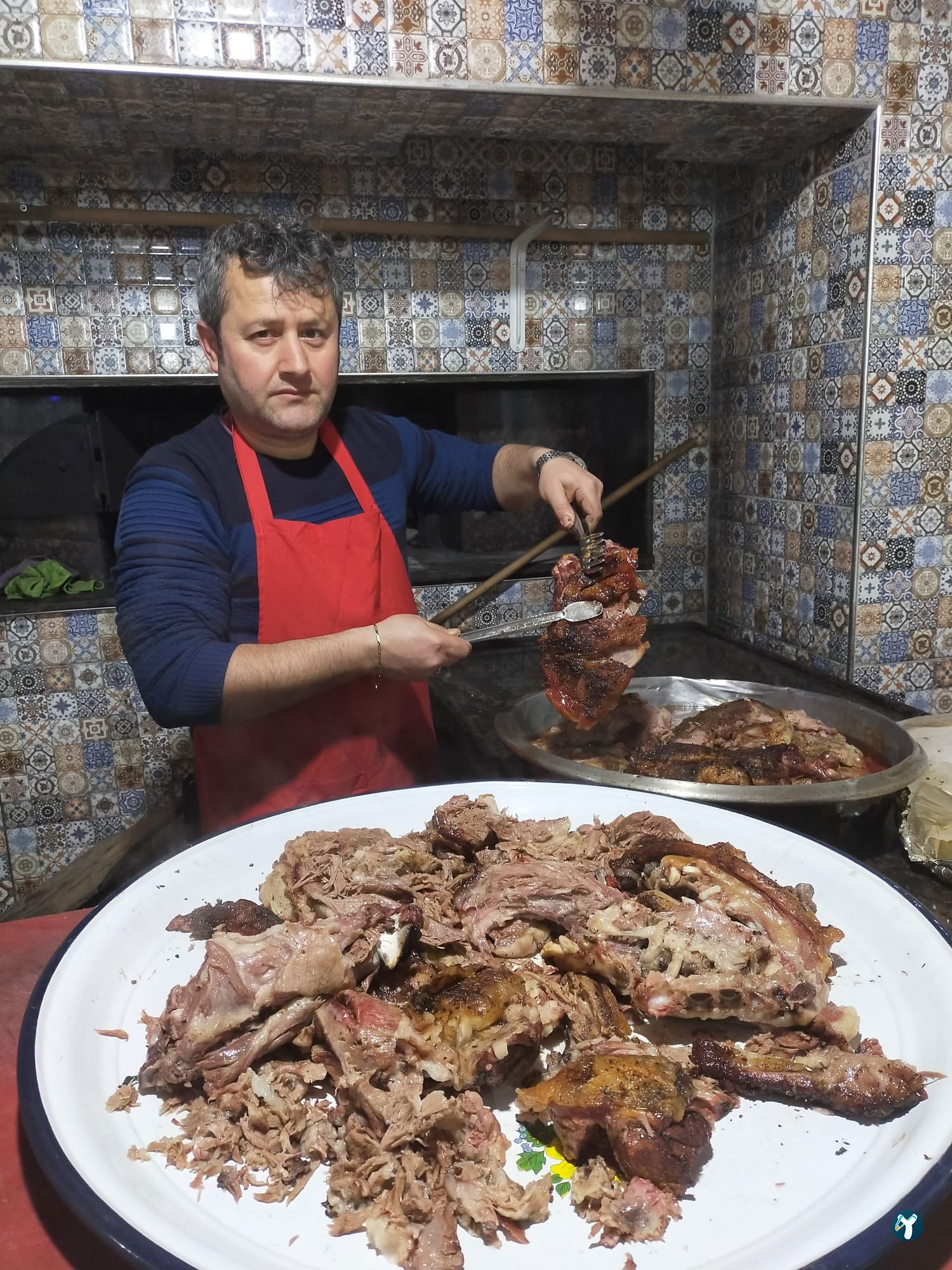 Yeşi̇l Vadi̇ Kuyu Kebap Ai̇le Restauranti