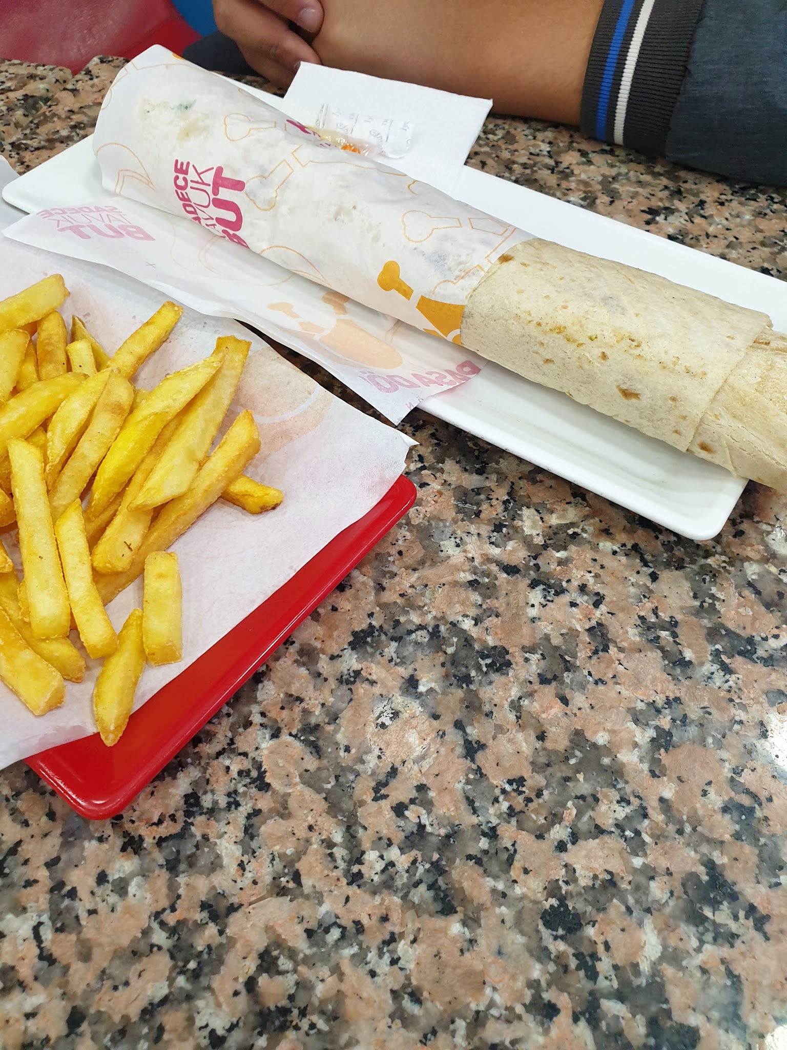 Paşa Döner Kağıthane