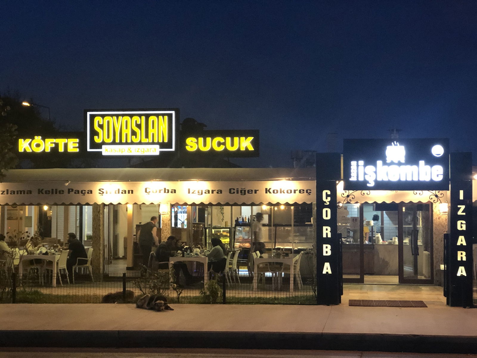 Si̇lvi̇ya Restoran