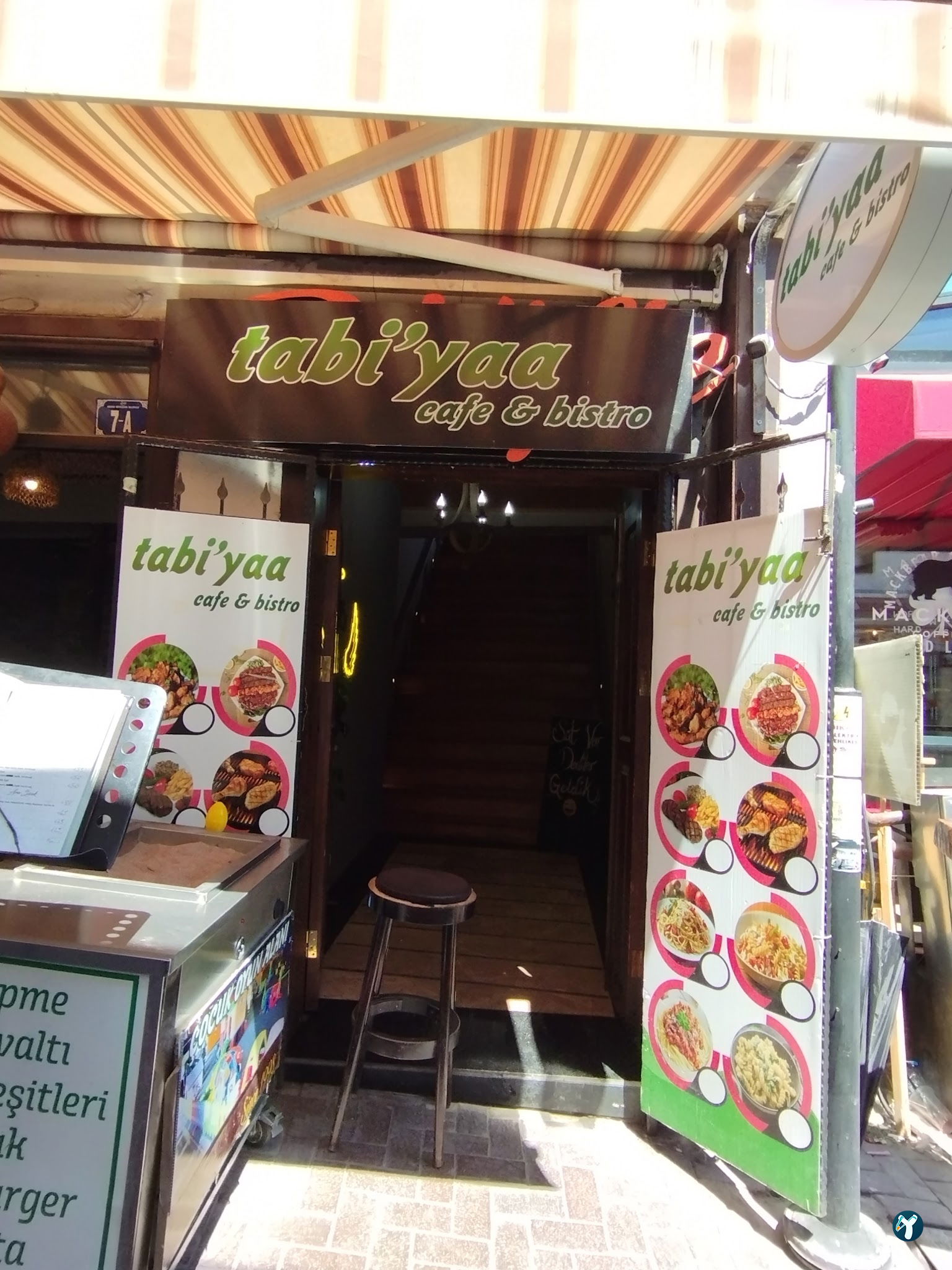 Tabi Yaa Cafe