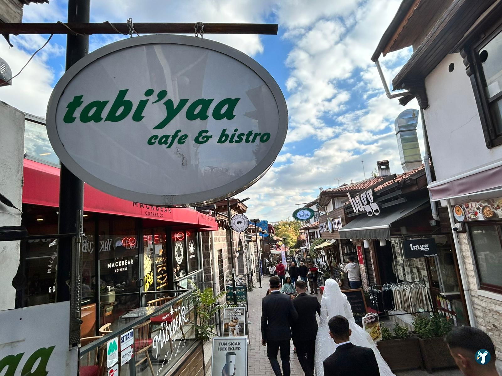 Tabi Yaa Cafe