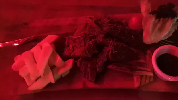 Kırmızı Bar resimleri