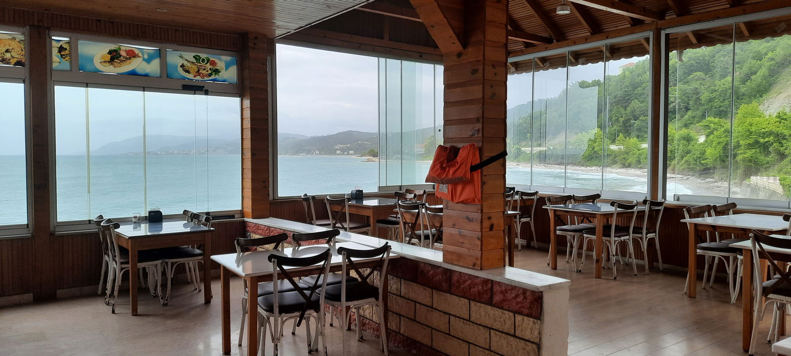 Güllüsu Yalçin Ai̇Le Balik Lokantasi