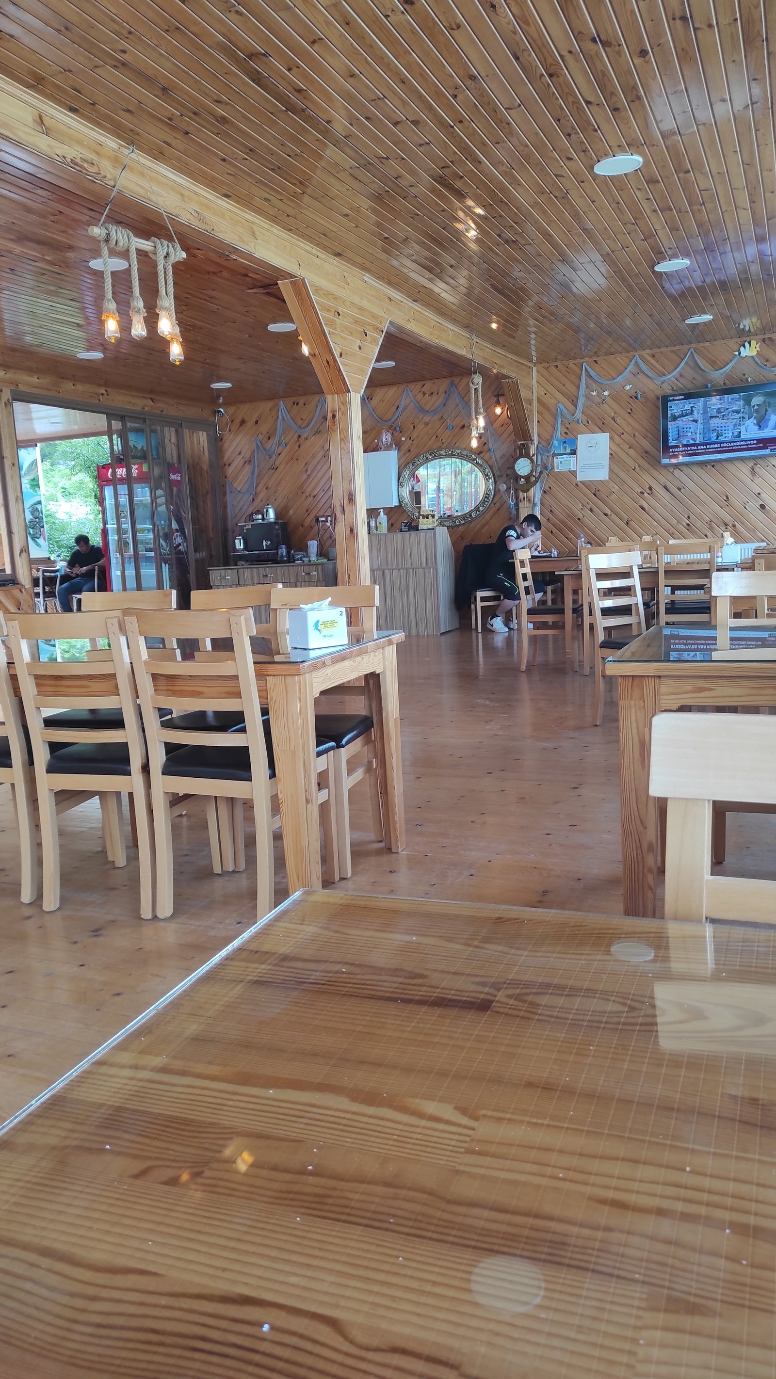 Güllüsu Yalçin Ai̇Le Balik Lokantasi