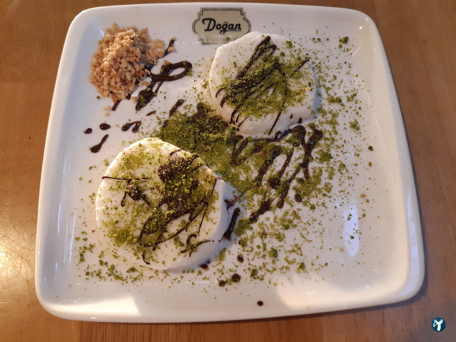 Doğan Pastanesi