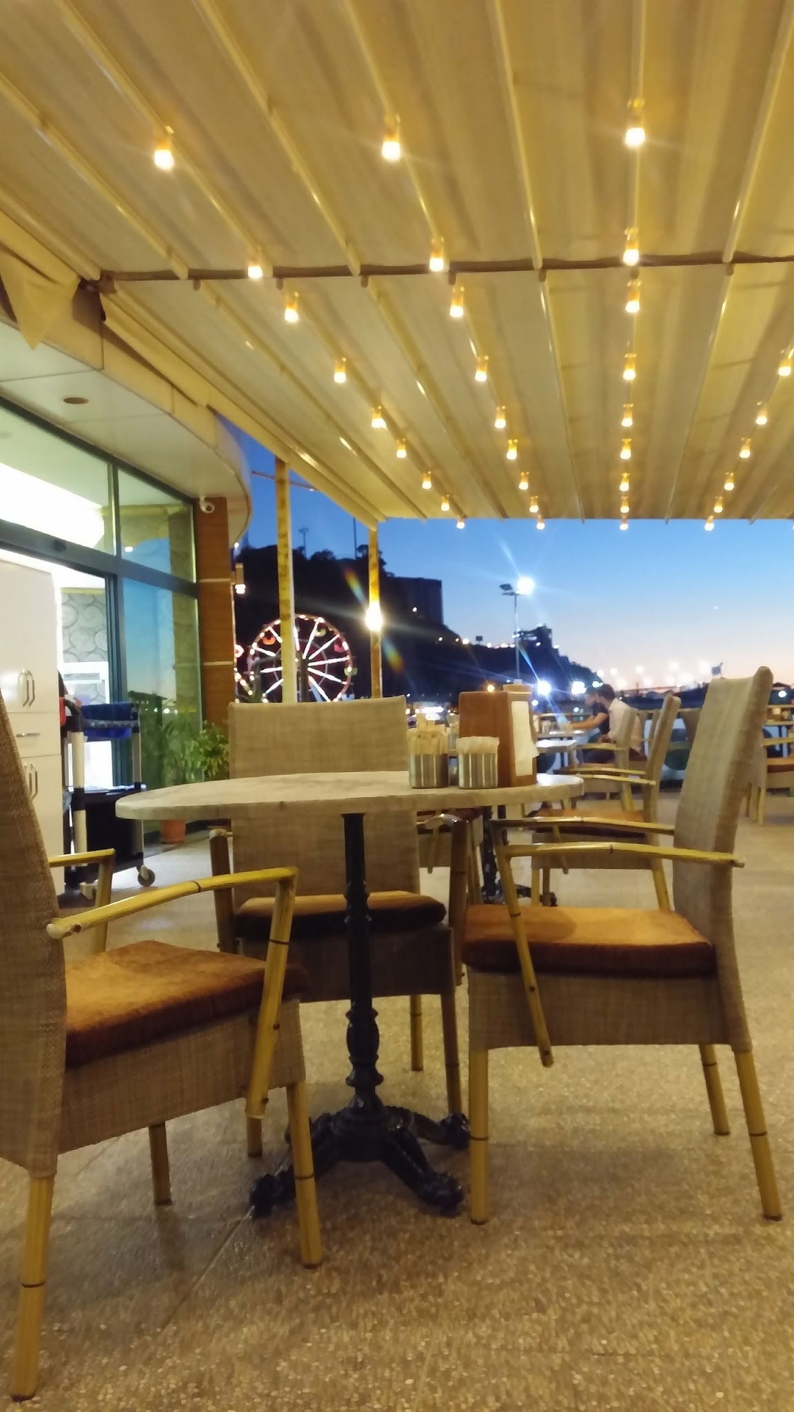 Lemariz Et Restaurant-Cafe Bistro