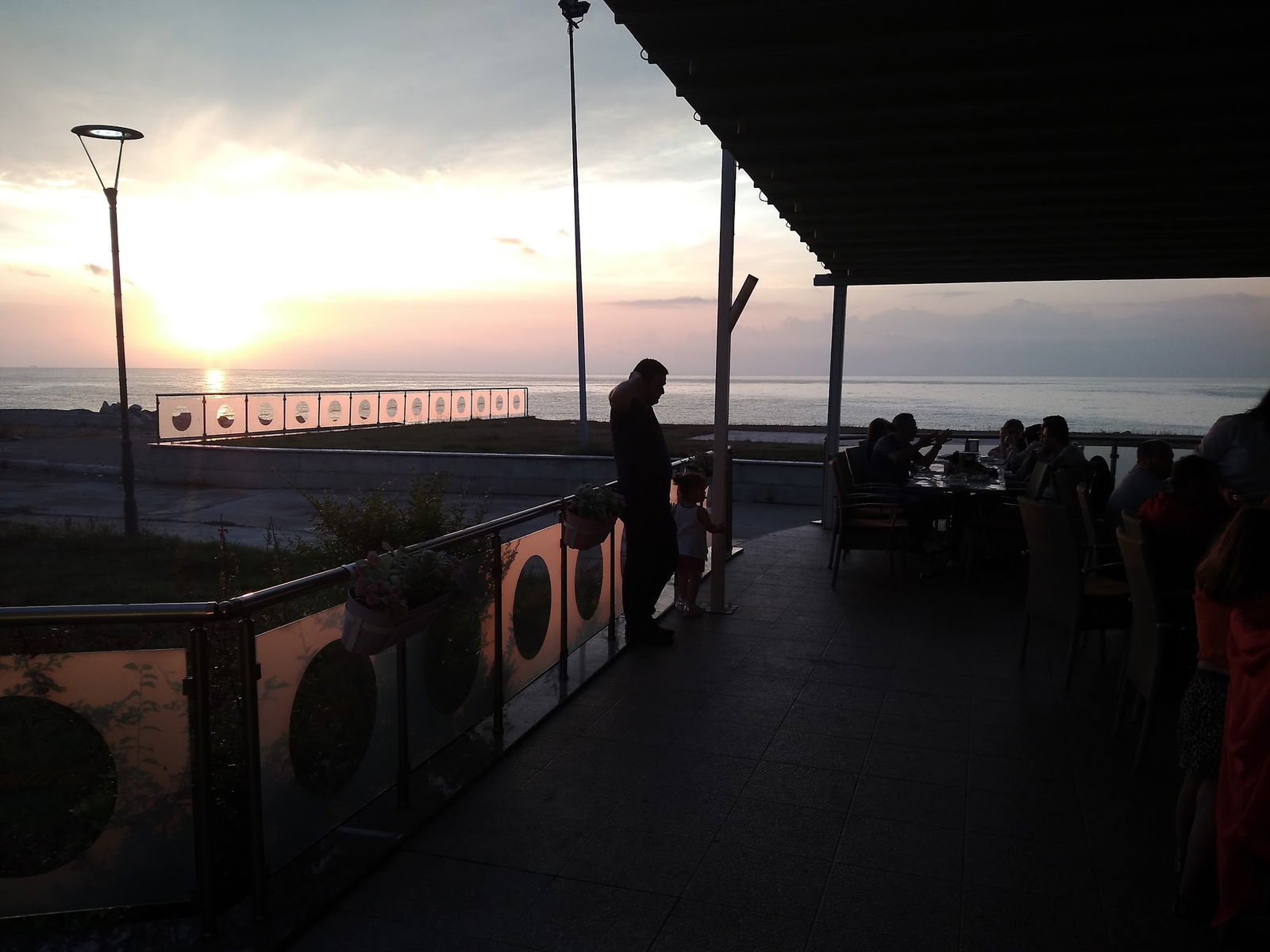 Lemariz Et Restaurant-Cafe Bistro