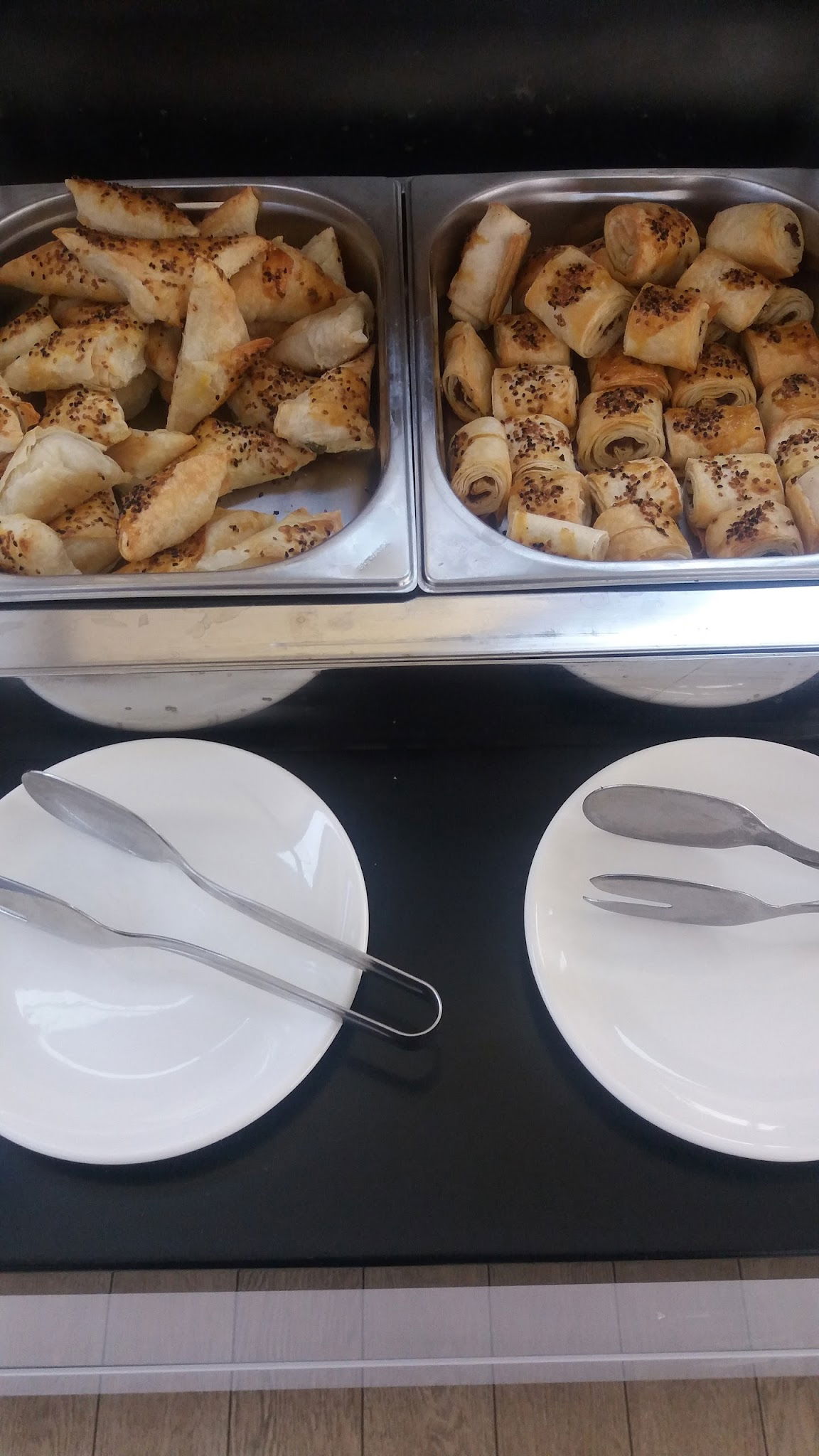 Lemariz Et Restaurant-Cafe Bistro