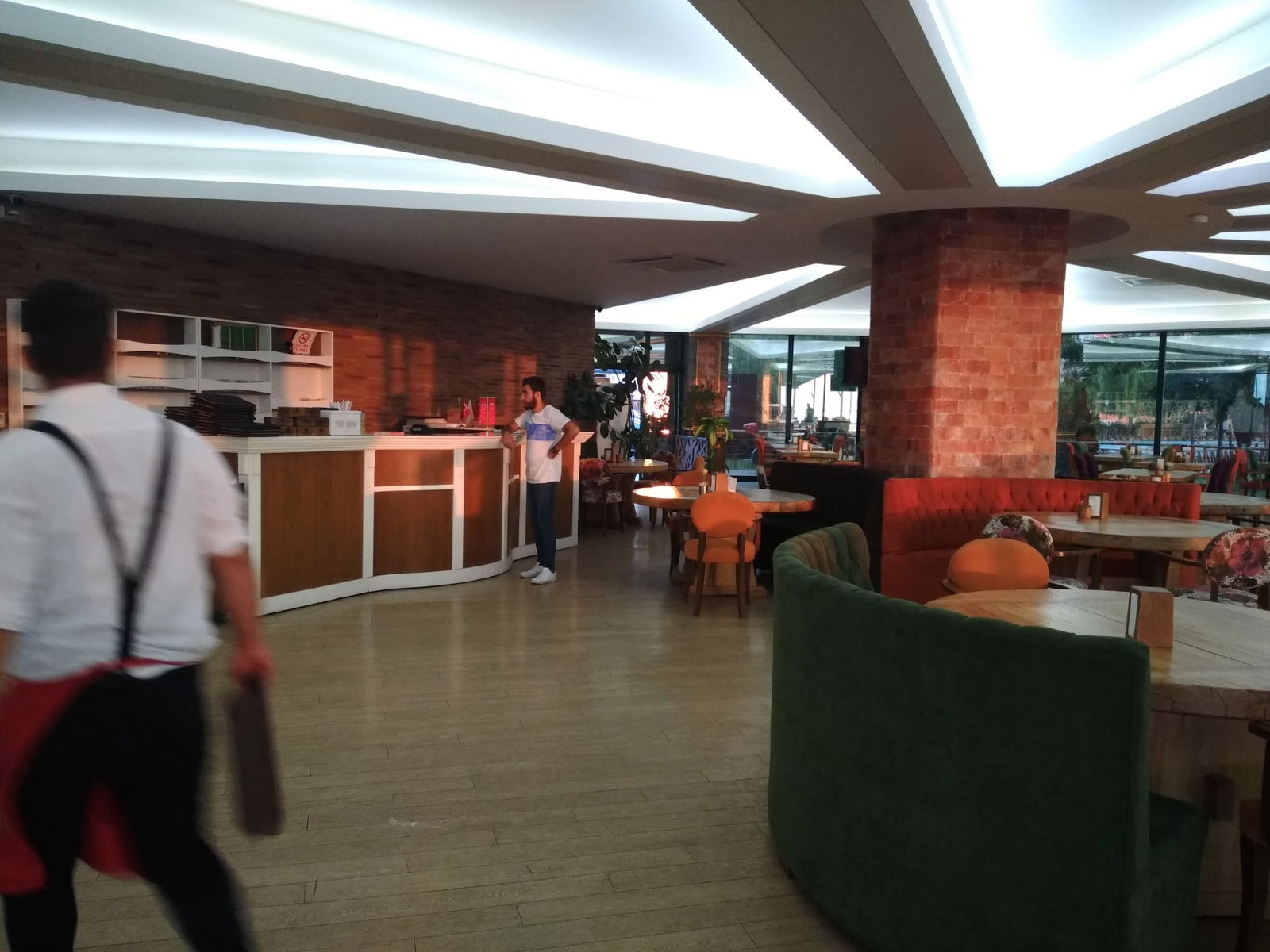 Lemariz Et Restaurant-Cafe Bistro