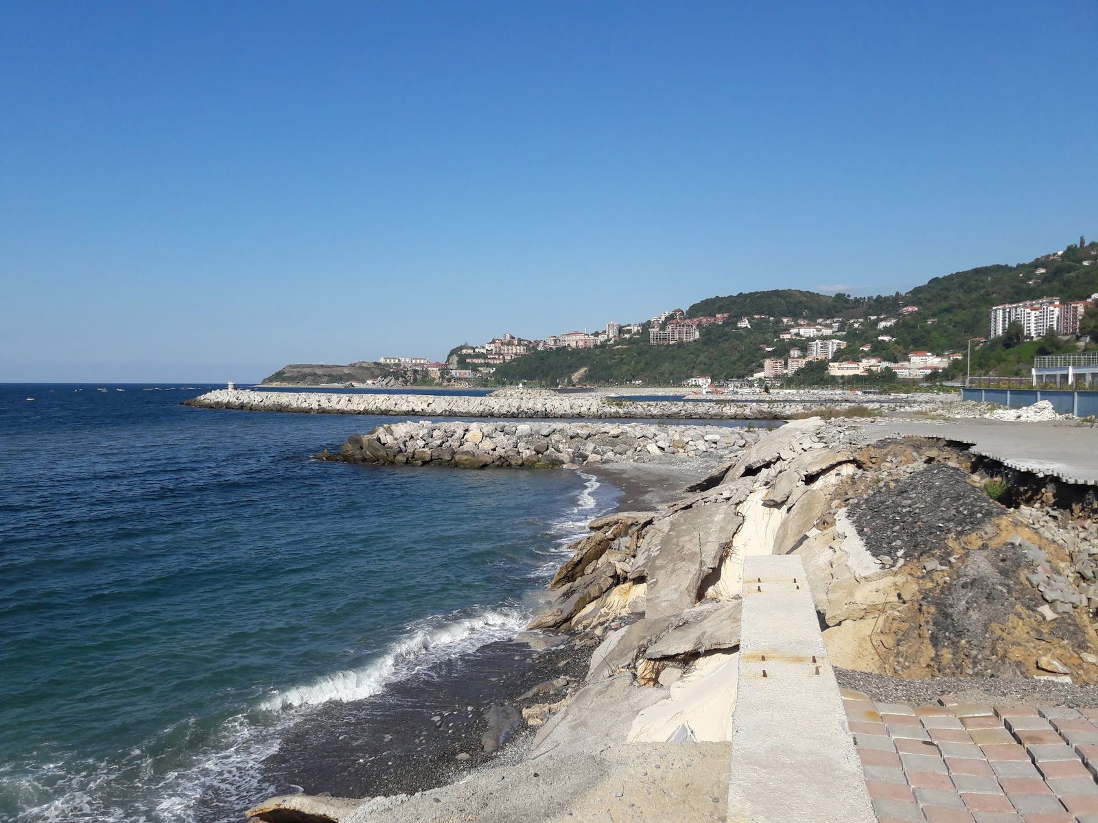 Lemariz Et Restaurant-Cafe Bistro