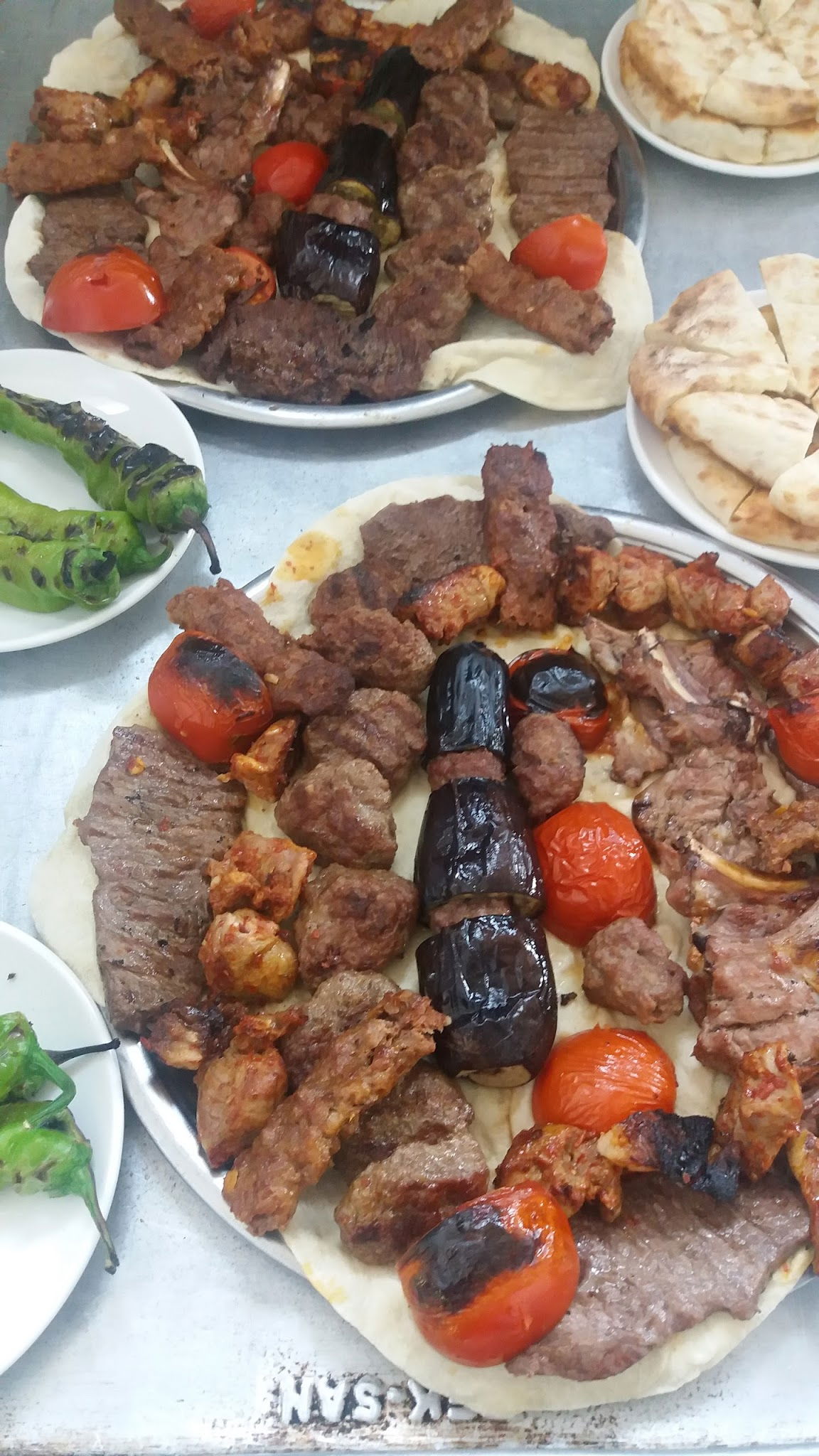 Lemariz Et Restaurant-Cafe Bistro