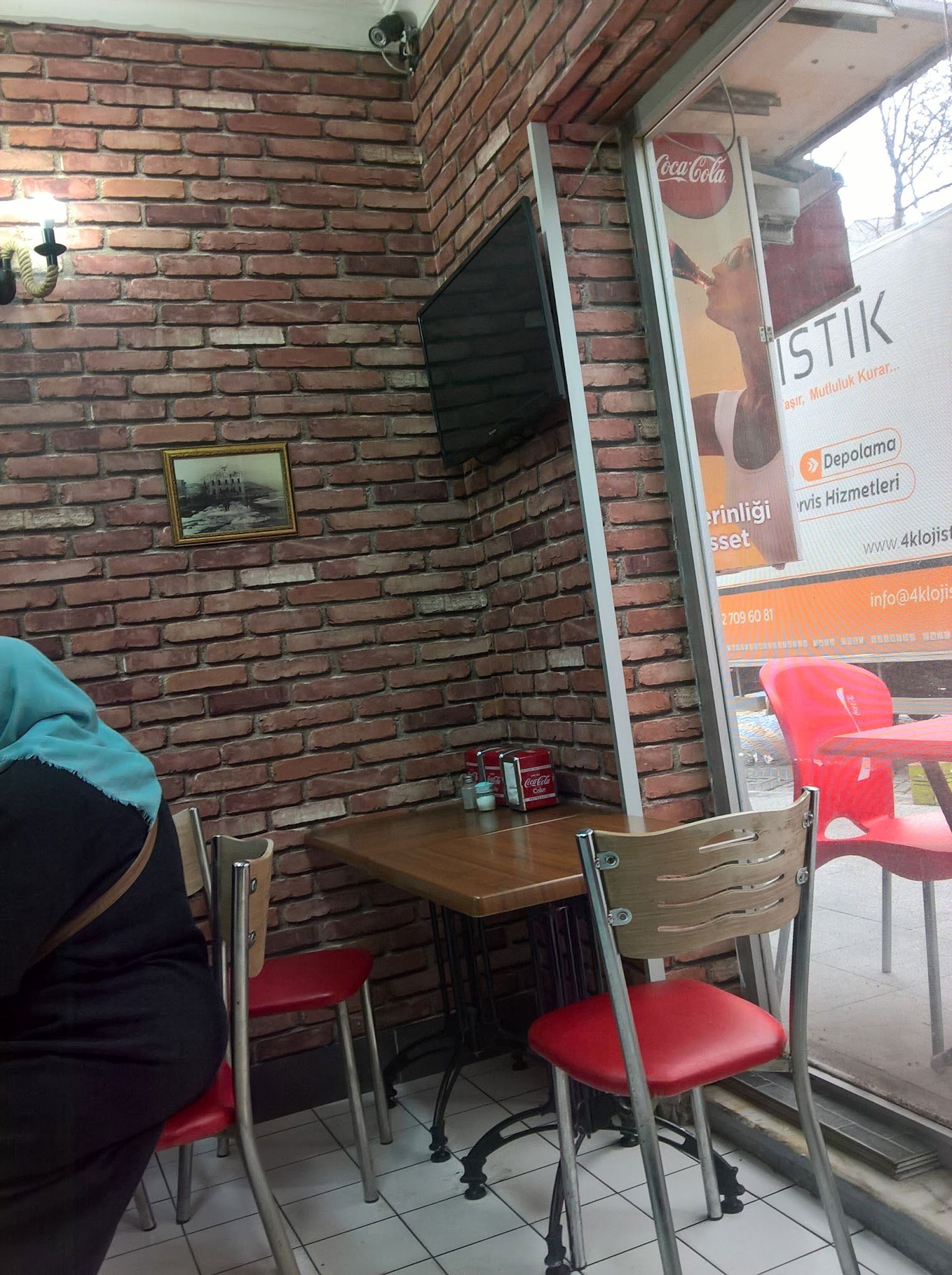 Meydan Pub Restaurant