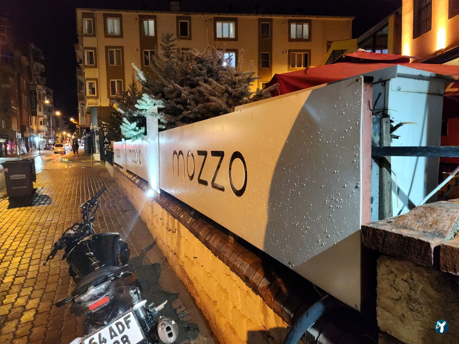 Mozzo Lounge&Bistro