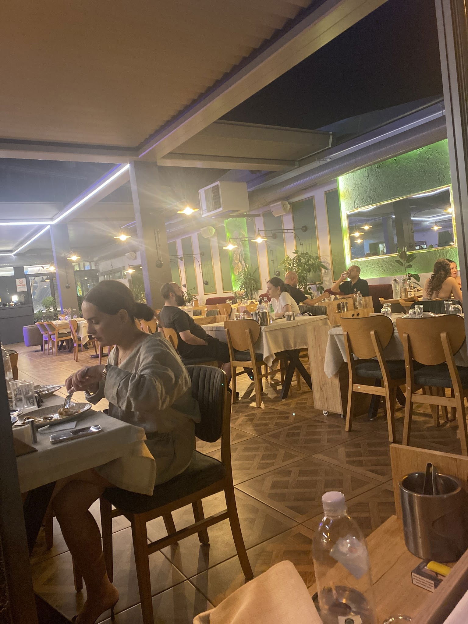 Bizim Yaka Restaurant