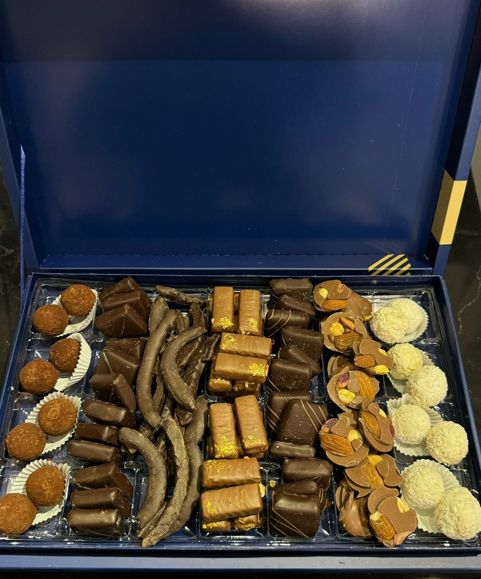 Hediyelik Special Karışık Çikolata (1 kg.)
