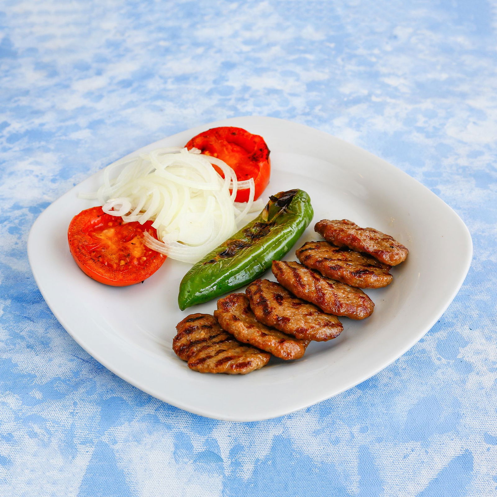 Izgara Akçaabat Köftesi