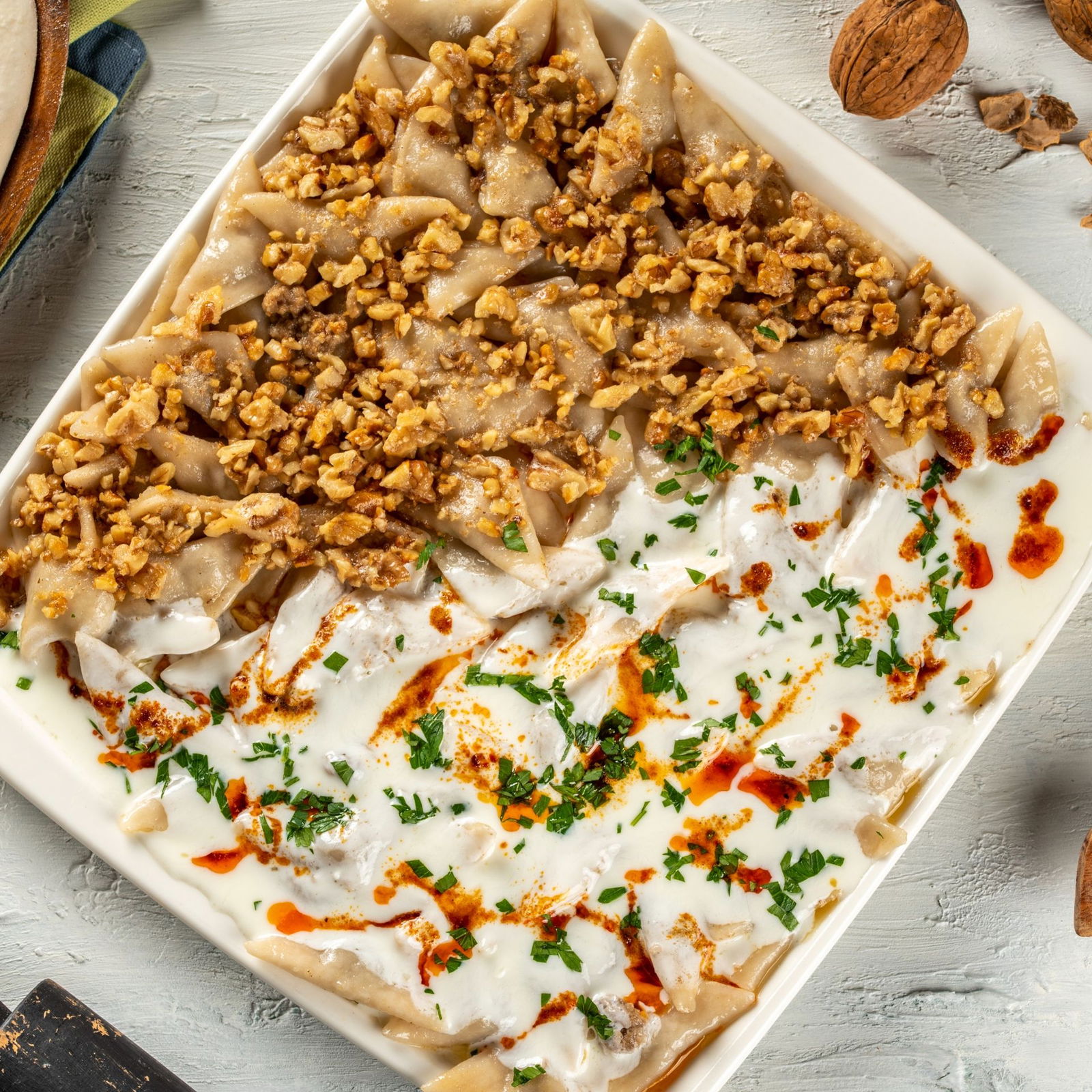 Yoğurtlu Ev Mantısı