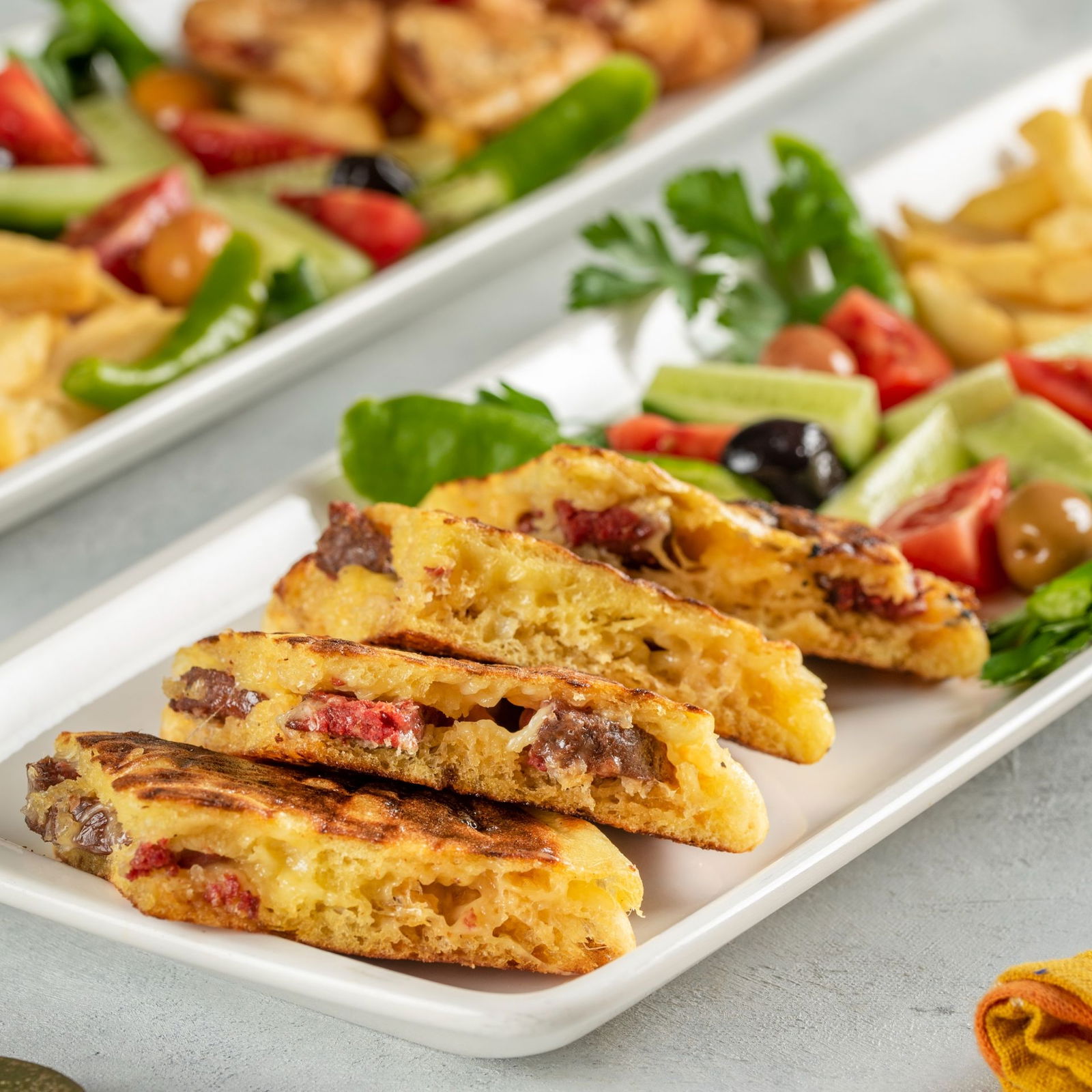 Beyaz Peynirli Bazlama Tost