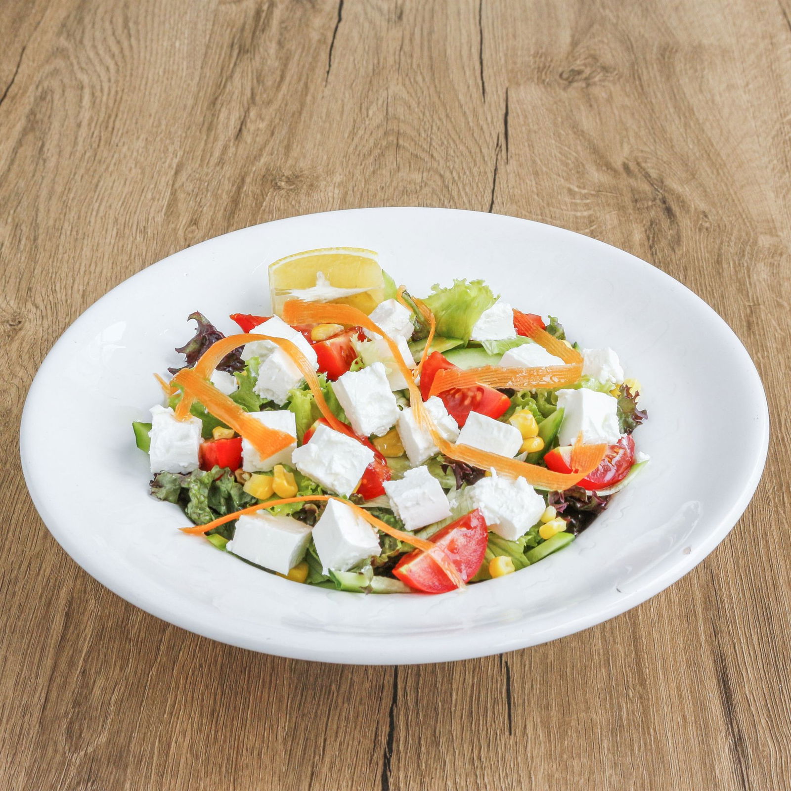 Ezine Peynirli Domates Salatası