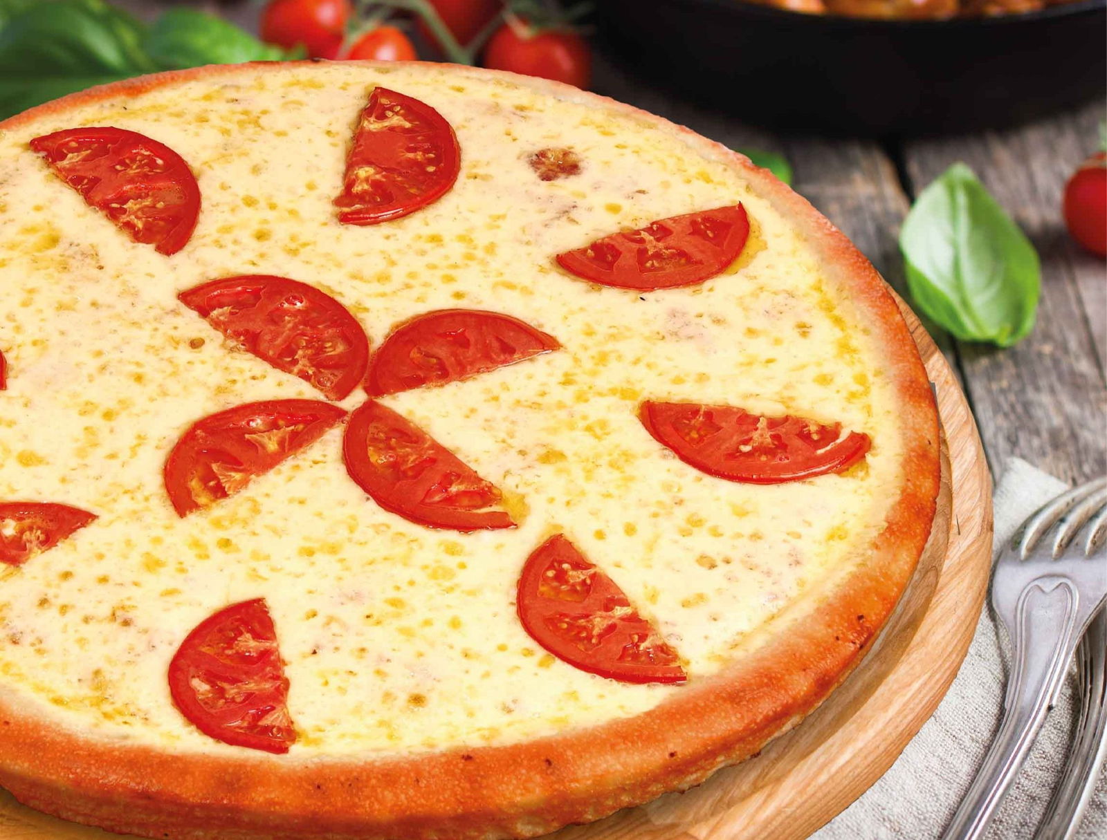 Margherita Pizza (Mega) (42 cm.)