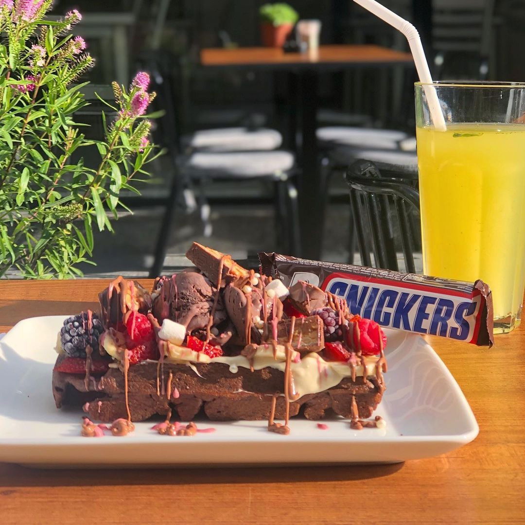 Lush Bakery & Coffee