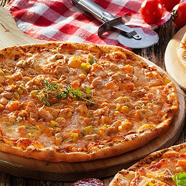 Con Carne Piliçli Pizza