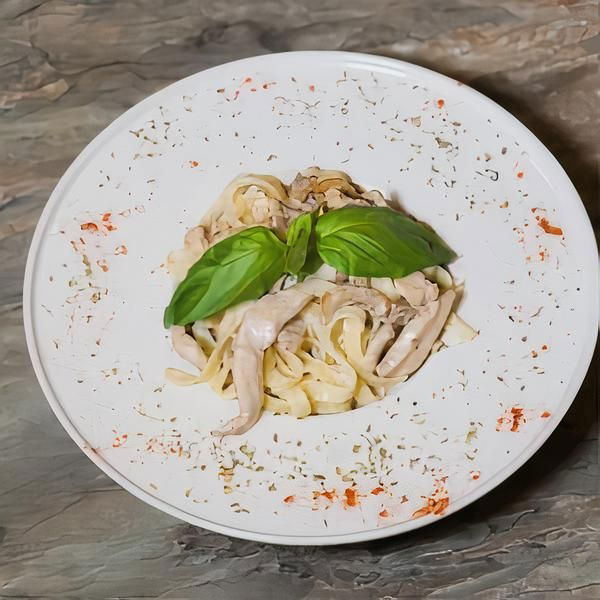 Fettuccine Alfredo