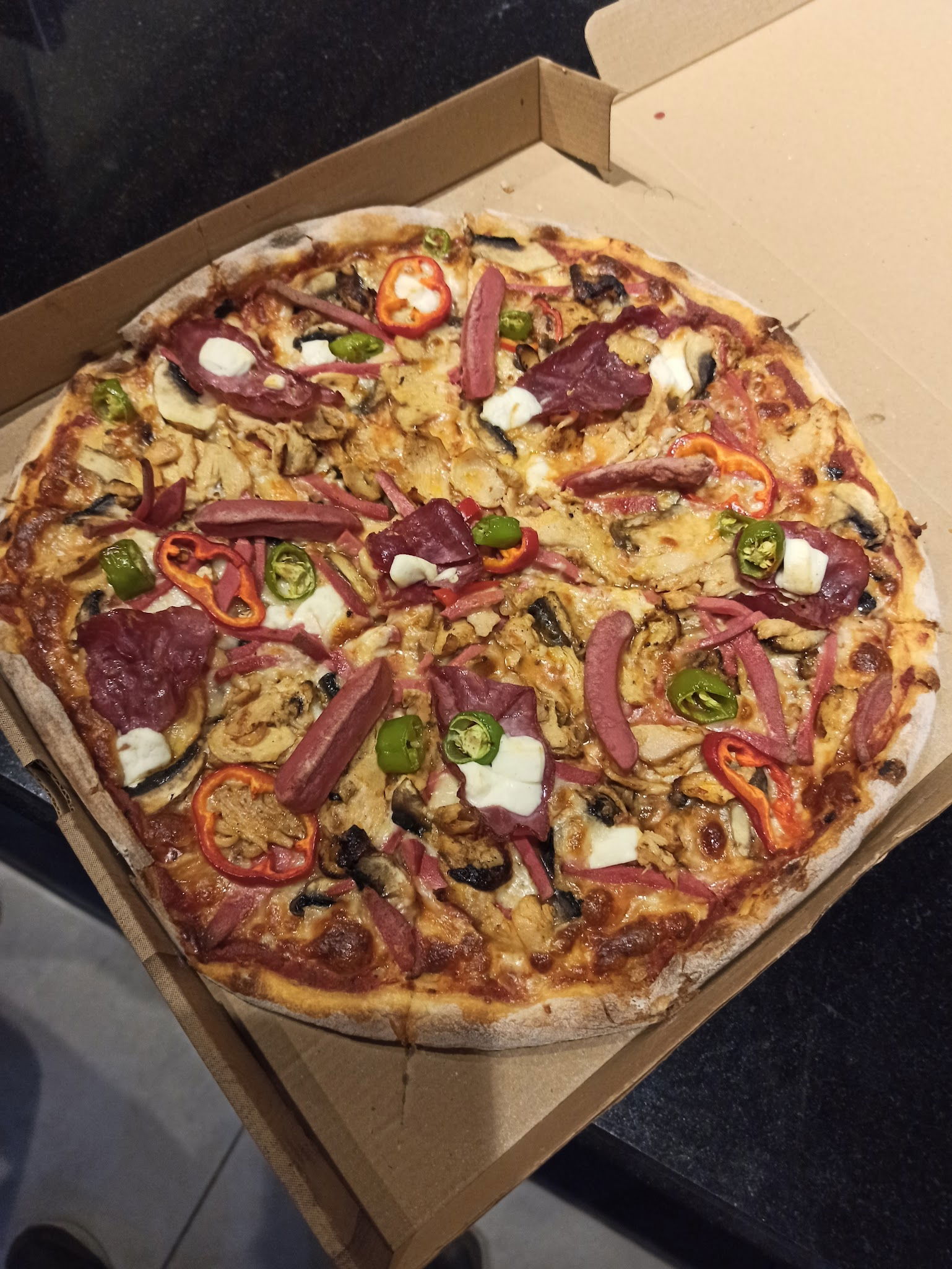 Nobel Restaurant & Pizzeria