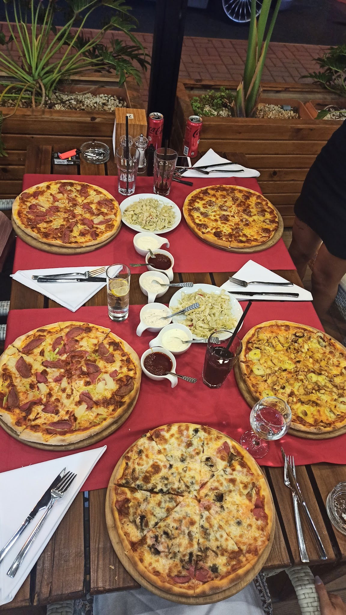 Nobel Restaurant & Pizzeria