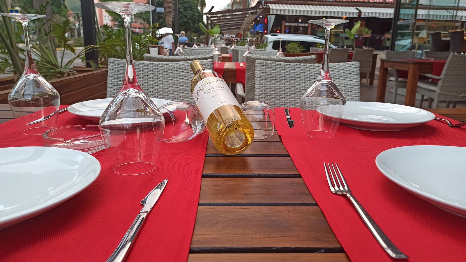 Nobel Restaurant & Pizzeria