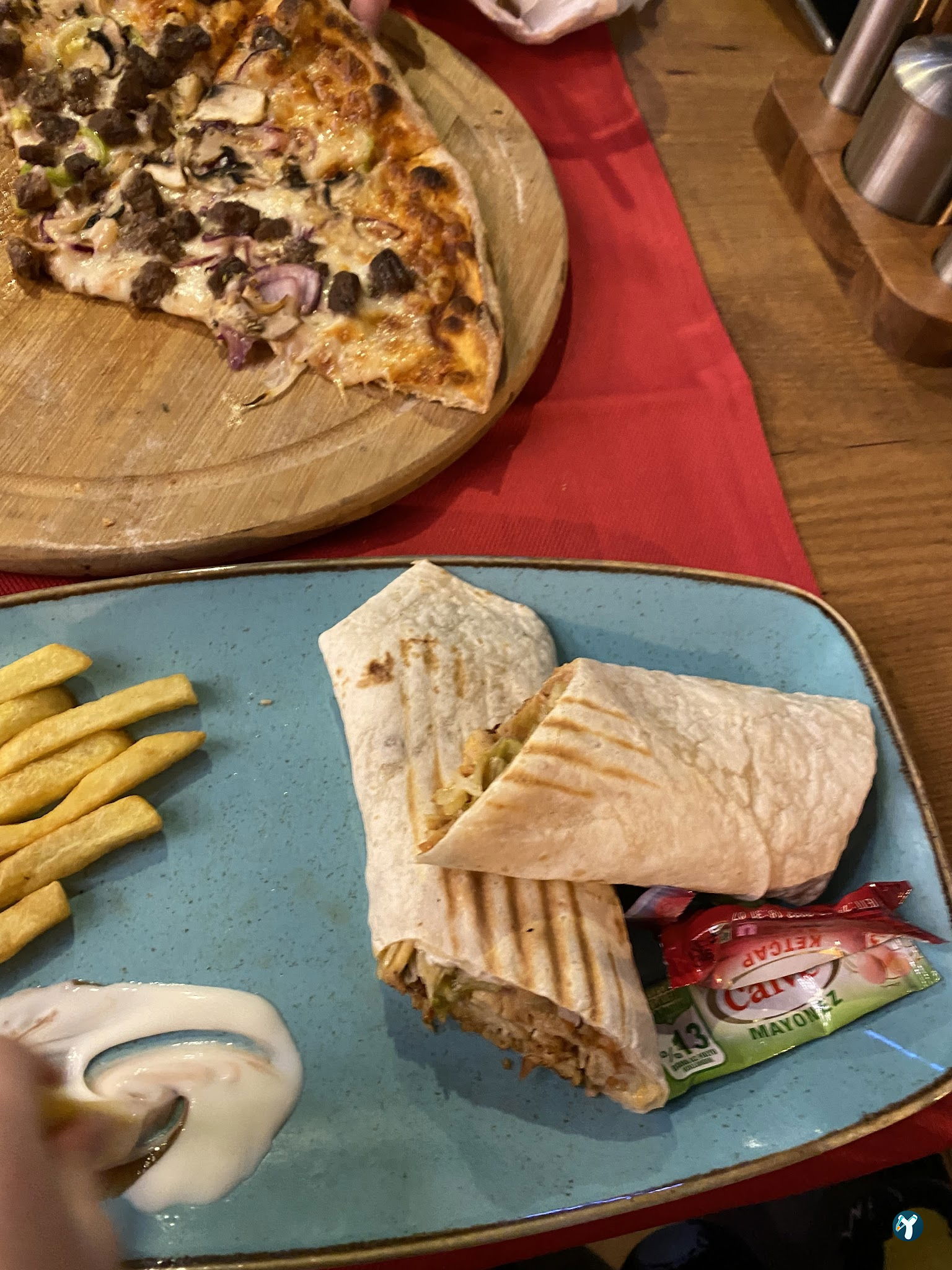 Nobel Restaurant & Pizzeria
