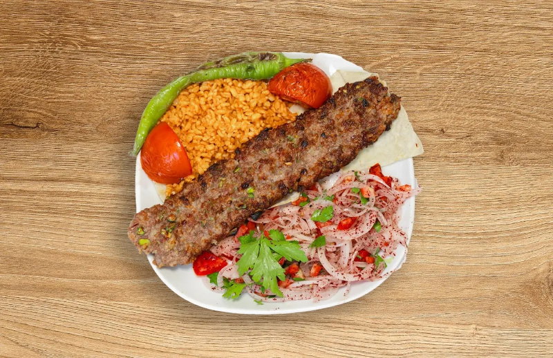 Halit Üstün Eller kebap salonu
