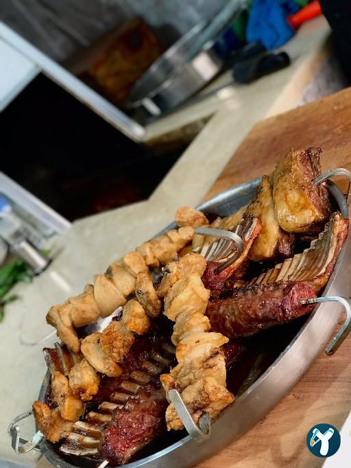 Tandır Kebap Nazmi Ustanın Yeri