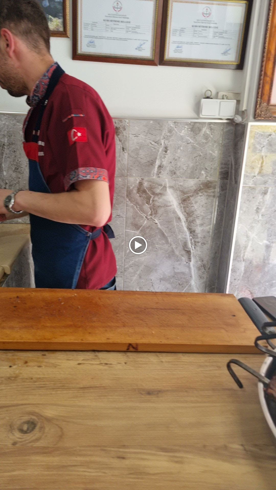 Tandır Kebap Nazmi Ustanın Yeri