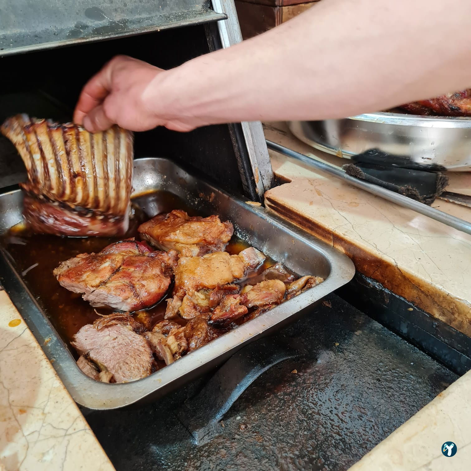 Tandır Kebap Nazmi Ustanın Yeri