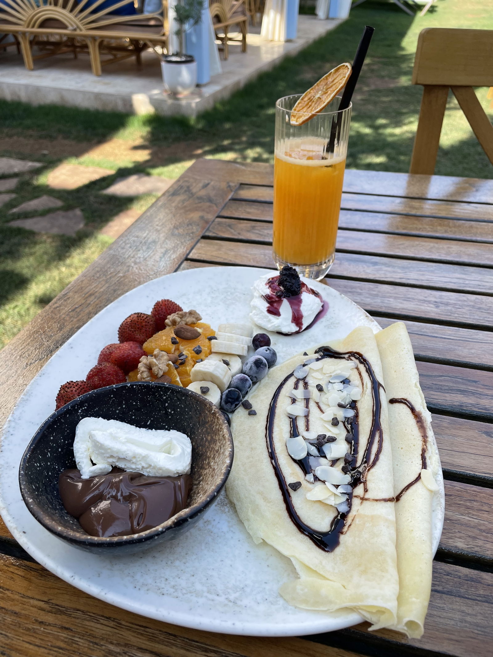 Banana Alaçatı Food & Stay