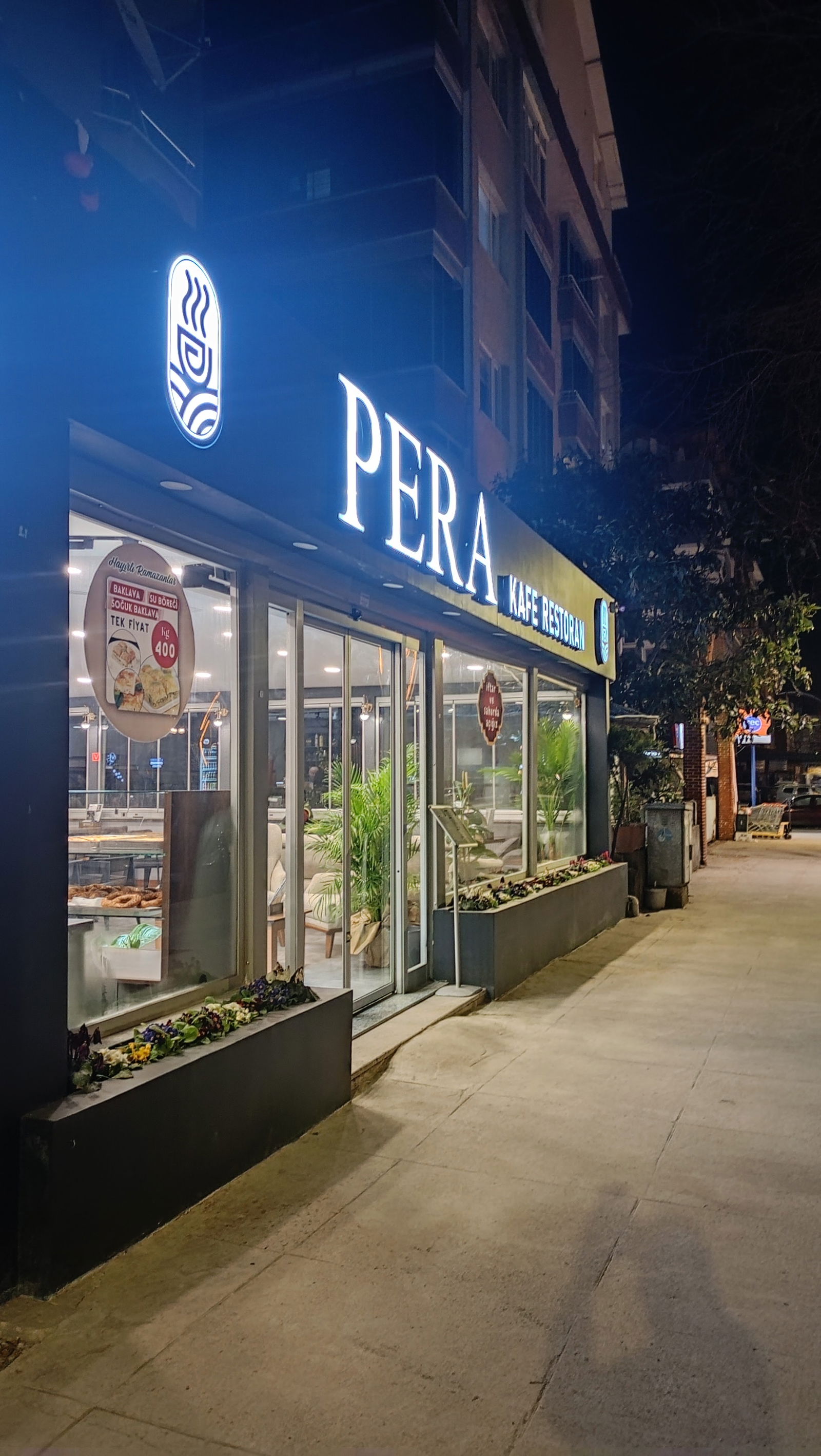 Pera Kafe Restoran