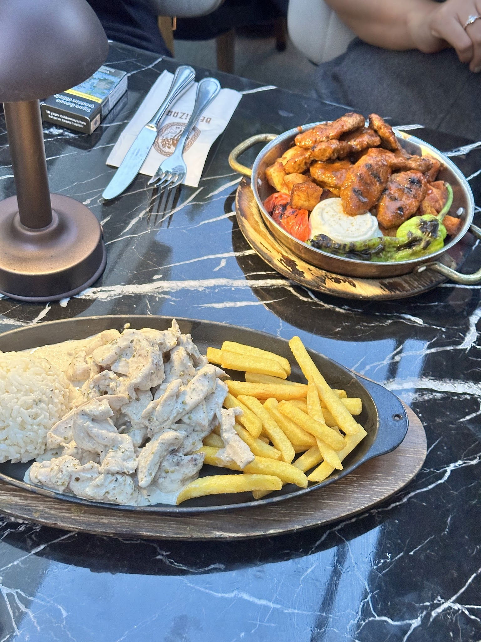 Belgizar Restoran & Sütlü Tatlı & Cafe