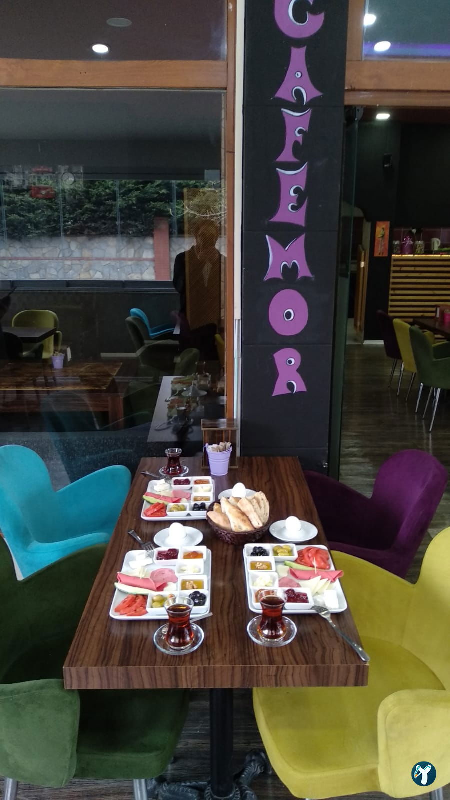 Cafe Mor