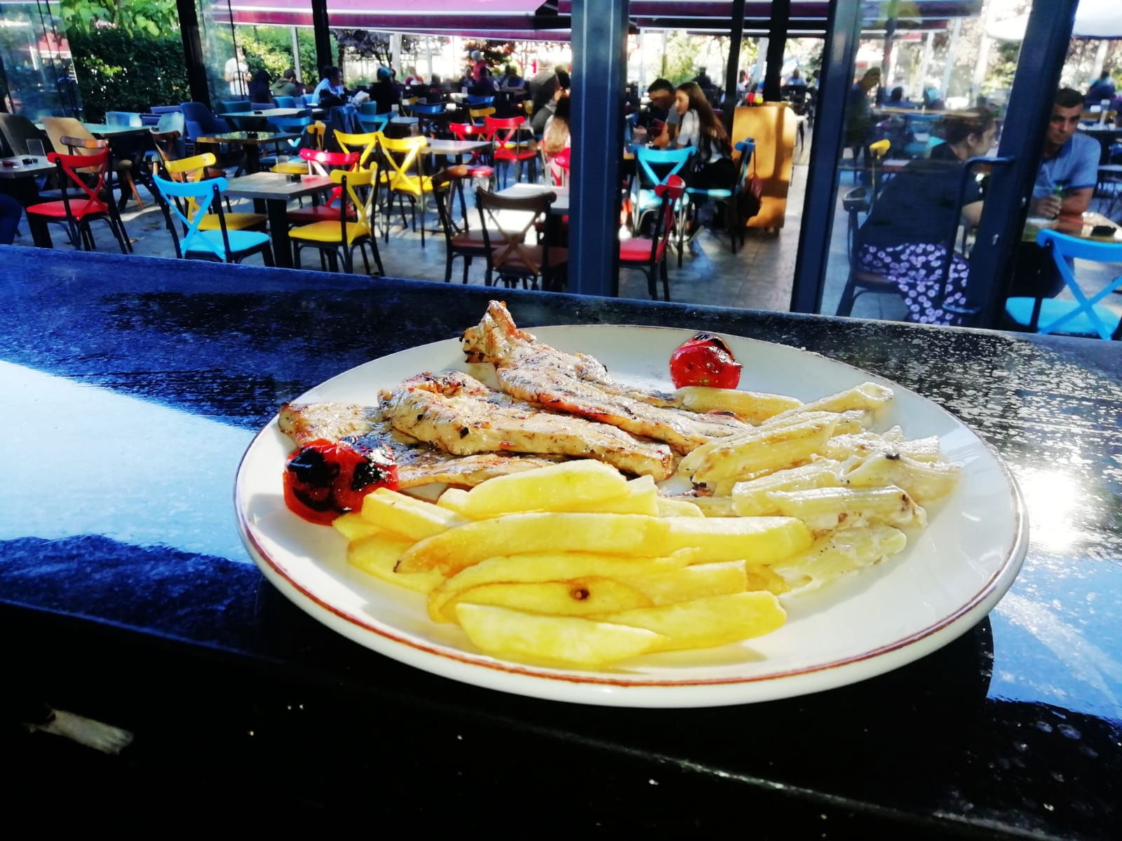 Meydan Cafe & Bistro & Nargile