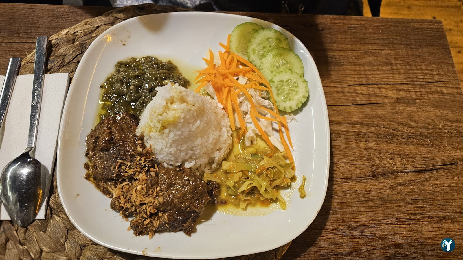 Koali Lounge & Dine