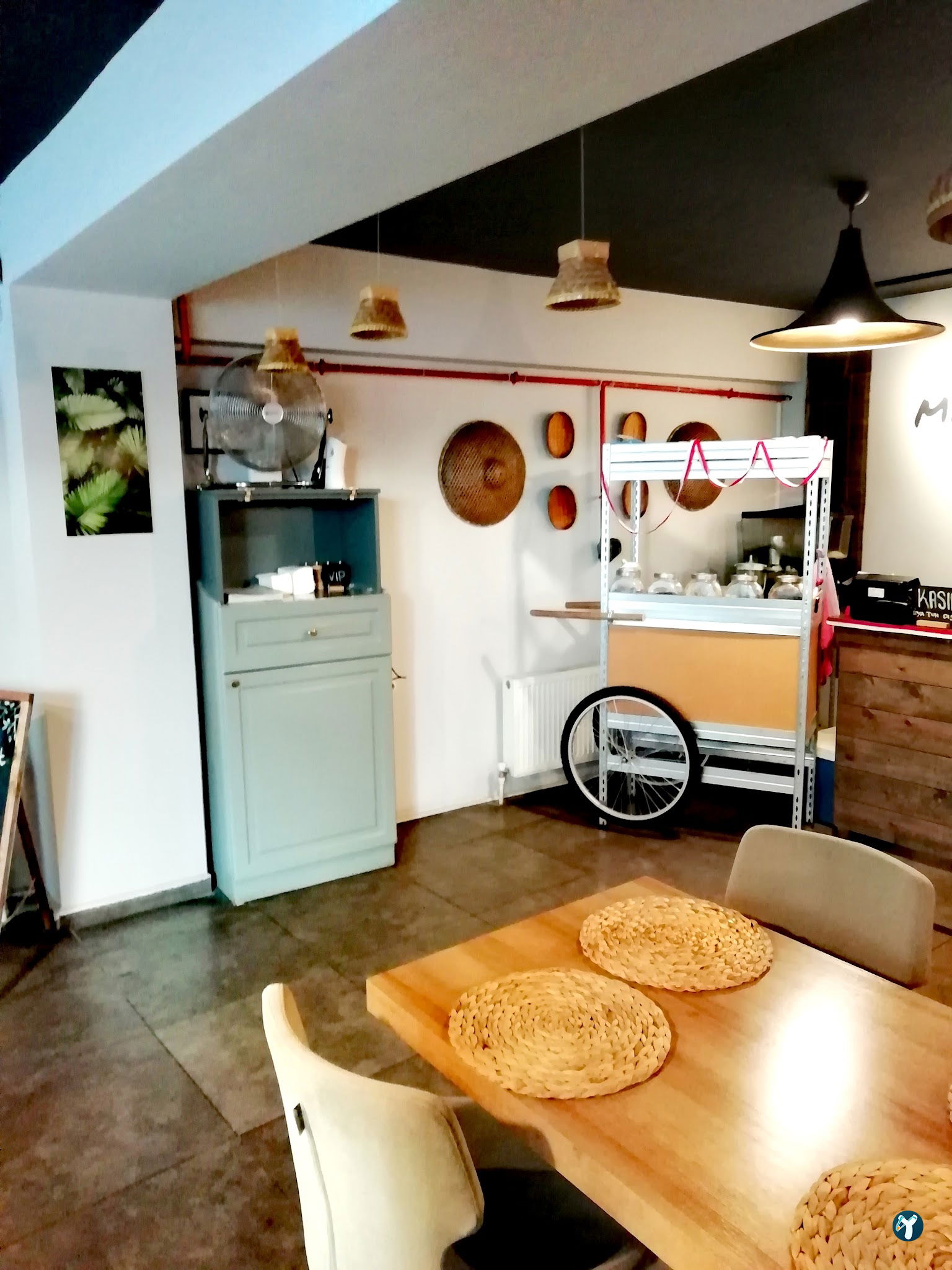 Koali Lounge & Dine