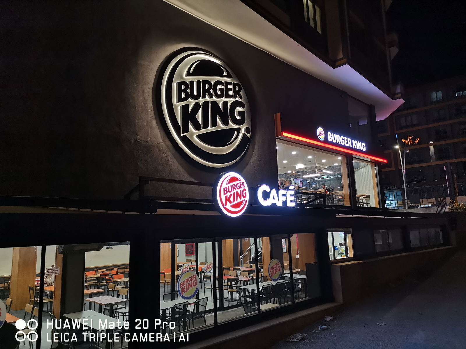 Burger King - Mardin Midtyat Cumhuriyet Bulvarı Şubesi