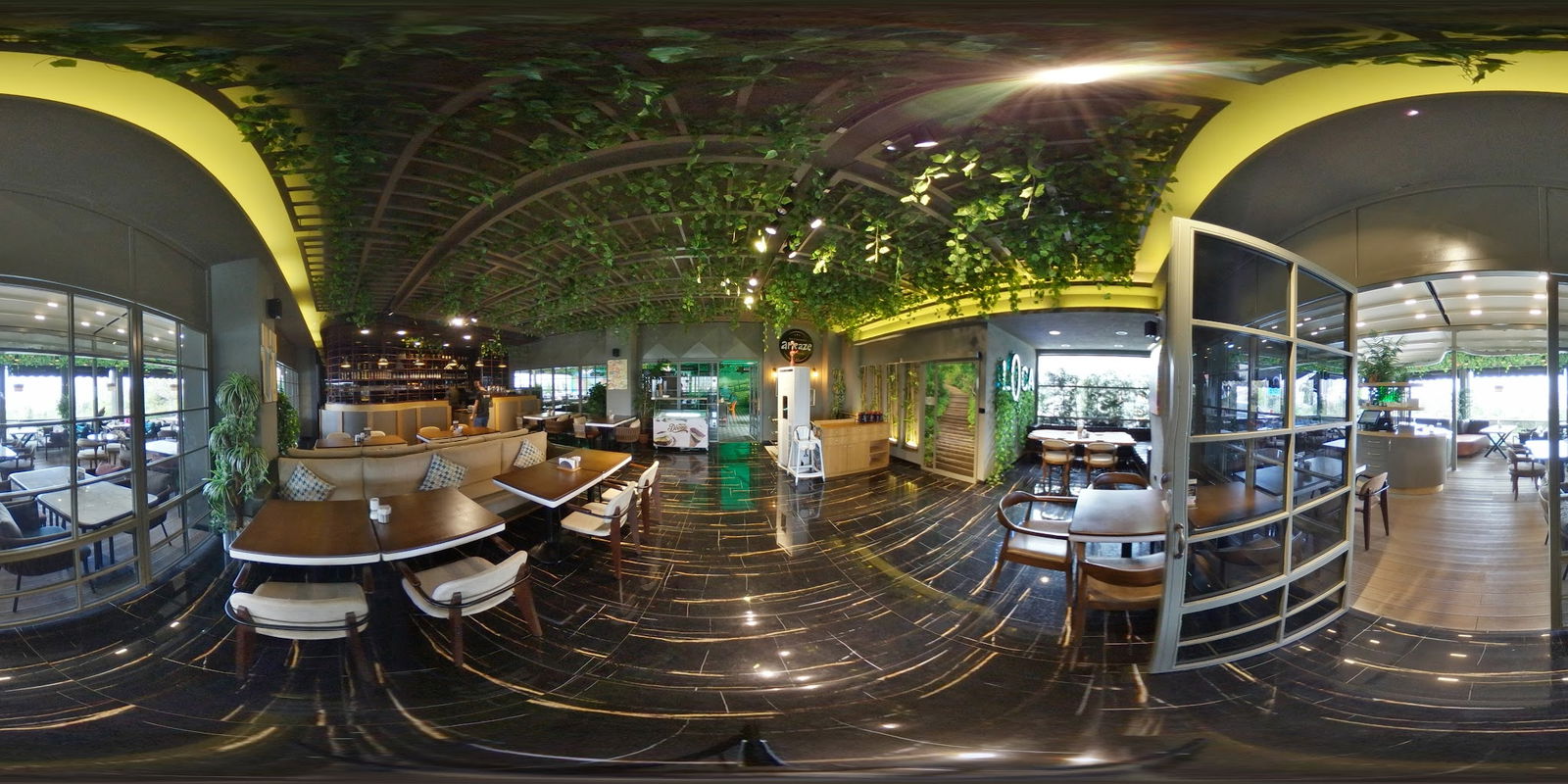 Afraze Cafe & Restaurant