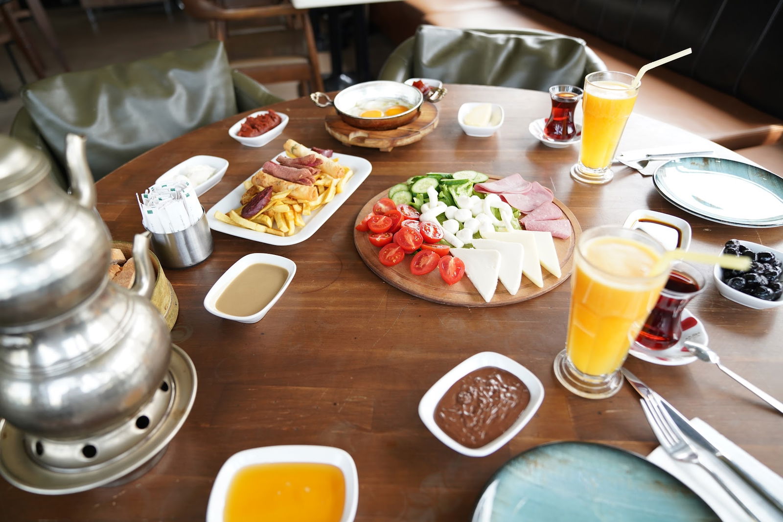 Afraze Cafe & Restaurant