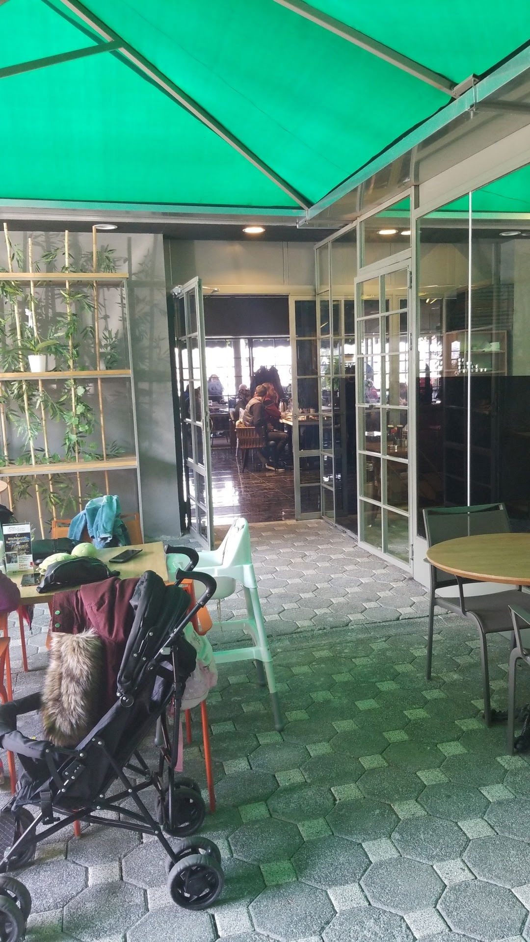 Afraze Cafe & Restaurant