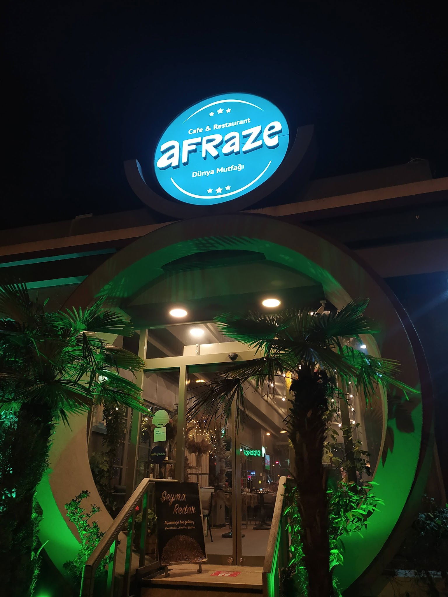 Afraze Cafe & Restaurant